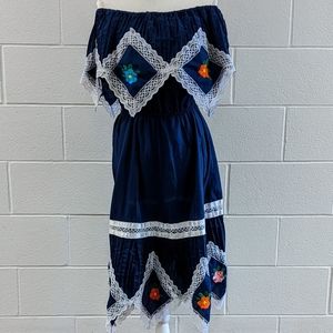 No label tiered laced dress embroidered flowers M